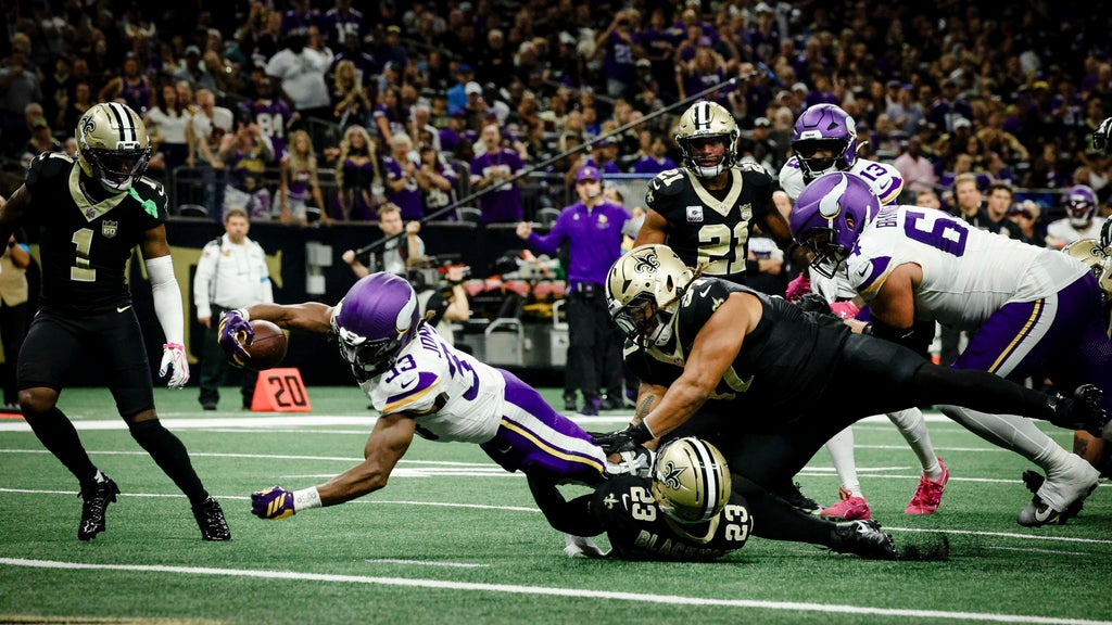 Jefferson, Jones, Murray all produce to help the unbeaten Vikings top Saints 23-13 — WCCO / CBS Minnesota, Sunnyvale Sports news