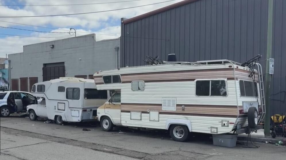 Oakland will begin towing RVs at encampment near 75th and Hawley Street — CBS Bay Area (KPIX), Sunnyvale Business news