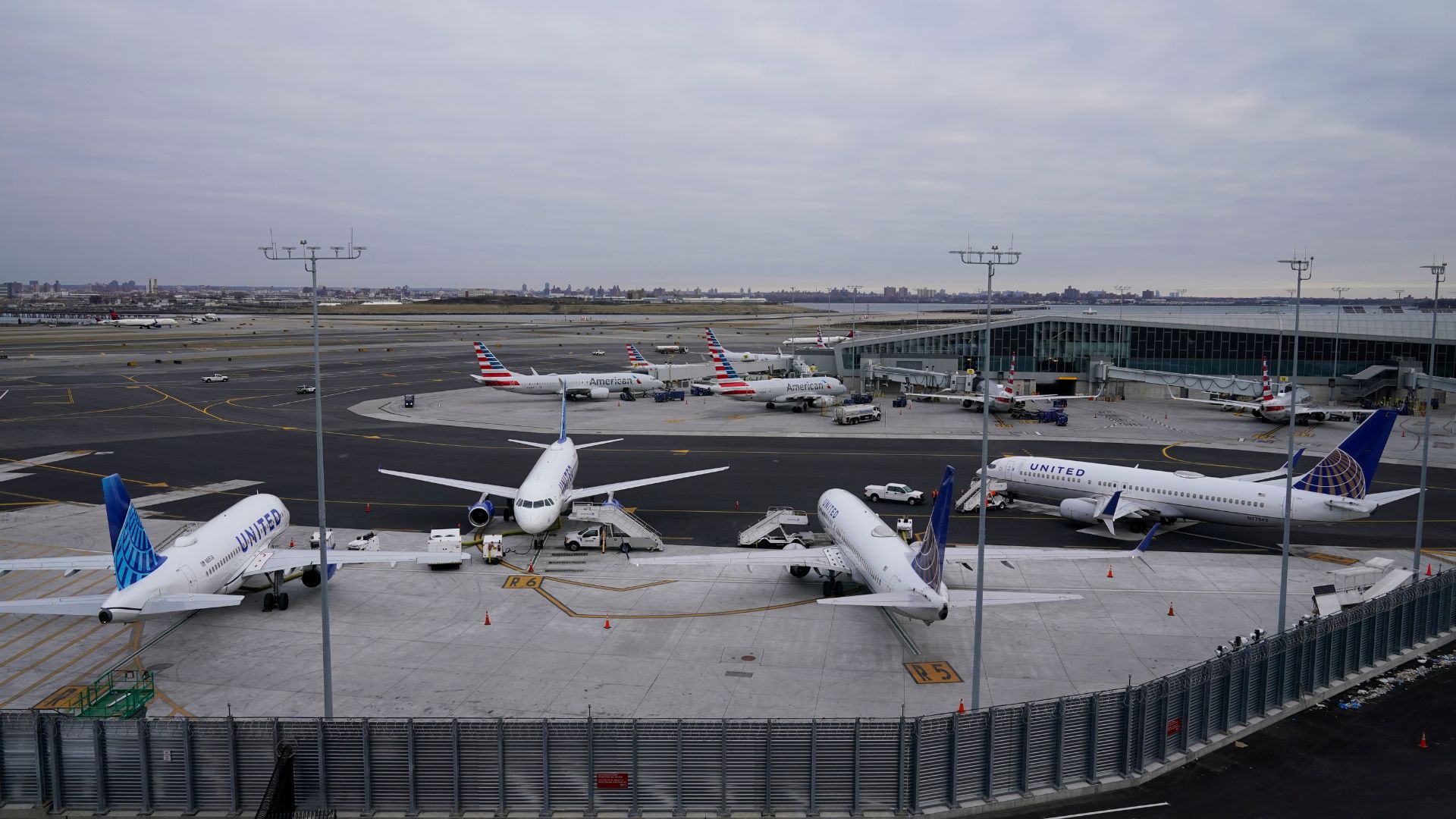 FAA investigating close call at New York City's LaGuardia Airport between Delta flight, business jet
       — ABC 7 Bay Area, Sunnyvale Business news