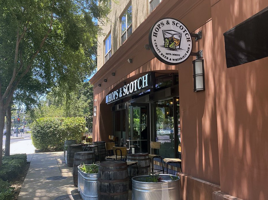 Walnut Creek watering hole shutters — Sunnyvale Dining news