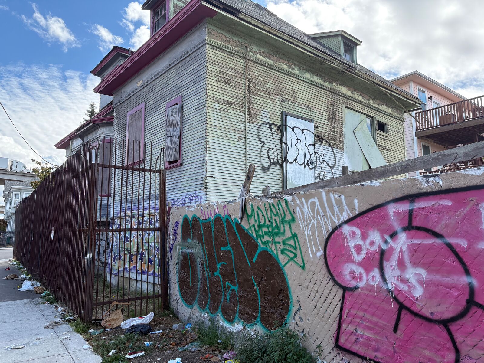 Blighted property owners now face $10K daily fines in Oakland — The Oaklandside, Sunnyvale Real Estate news