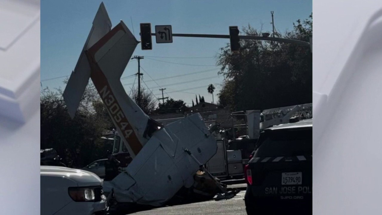 2 adults, child hospitalized in plane roadway crash — KTVU FOX 2 Bay Area, Sunnyvale Health news