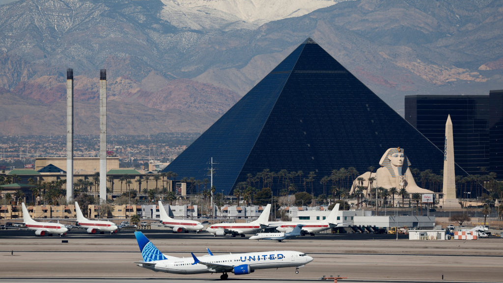 Flight rerouted after passenger threatened to hijack plane — Sunnyvale Community news